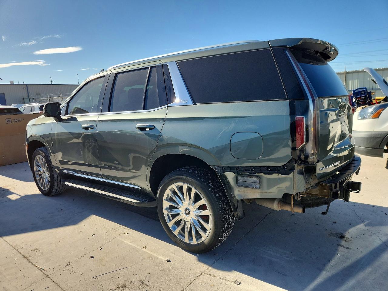 2023 Cadillac Escalade Premium Luxury - Image 2