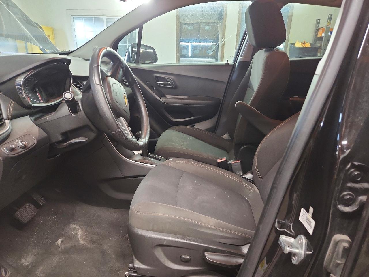 2020 Chevrolet Trax Ls - Image 7