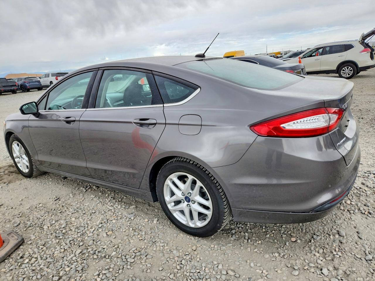2014 Ford Fusion Se - Image 2