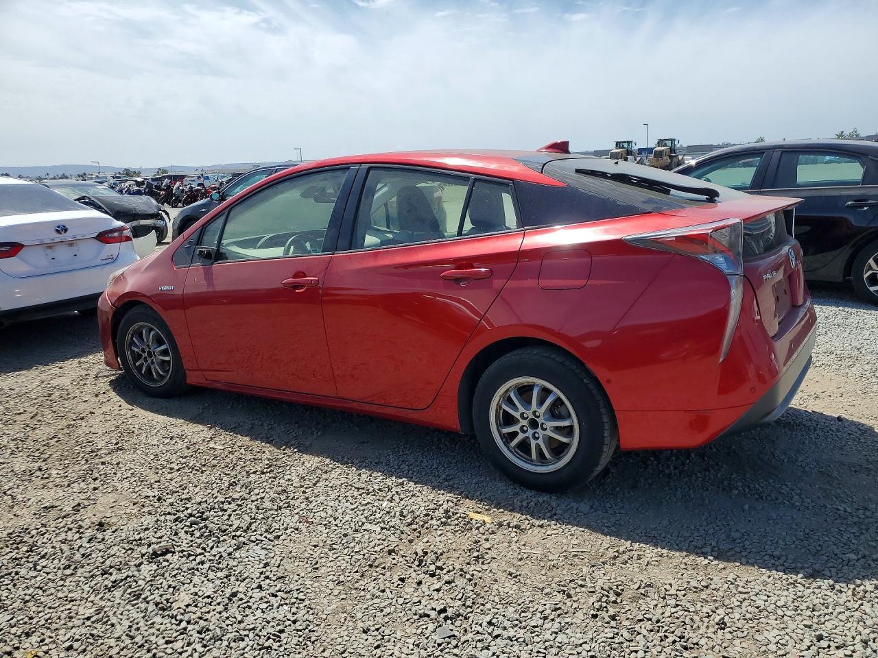 2017 Toyota Prius Two - Фото 2