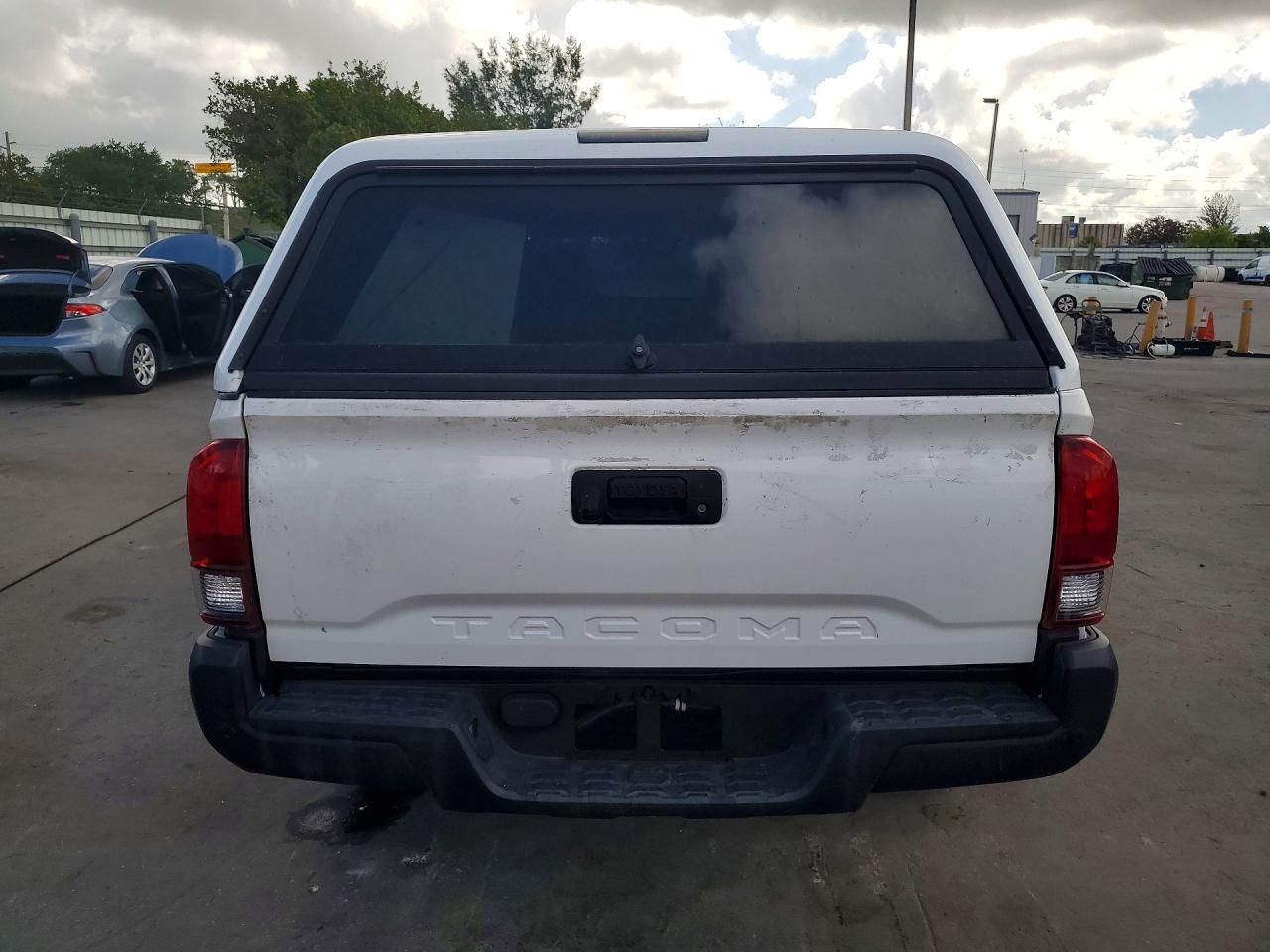 2022 Toyota Tacoma Sr - Image 6