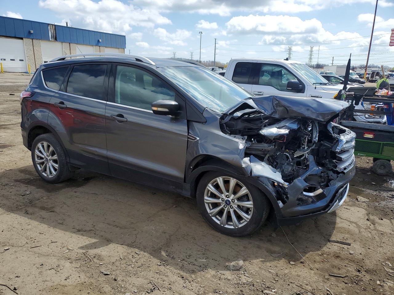2017 Ford Escape Titanium - Фото 4