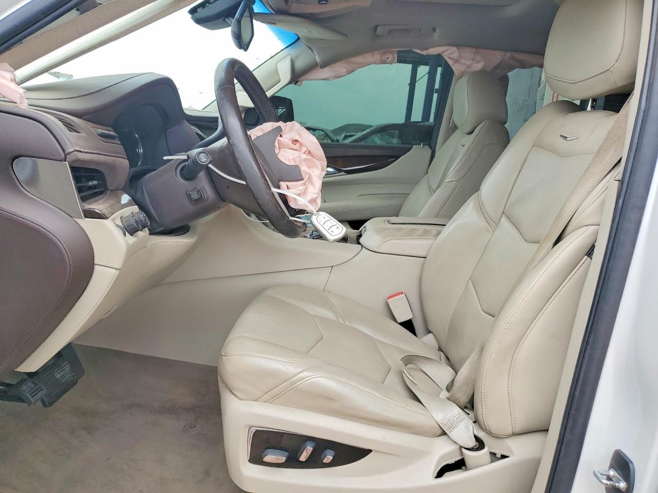 2016 Cadillac Escalade Luxury - Фото 7