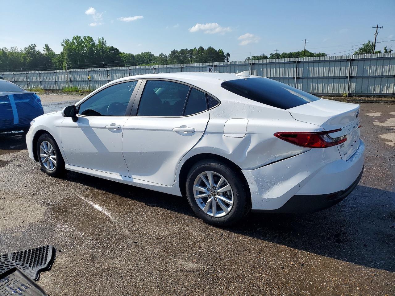 2026 Toyota Camry Le - Image 2