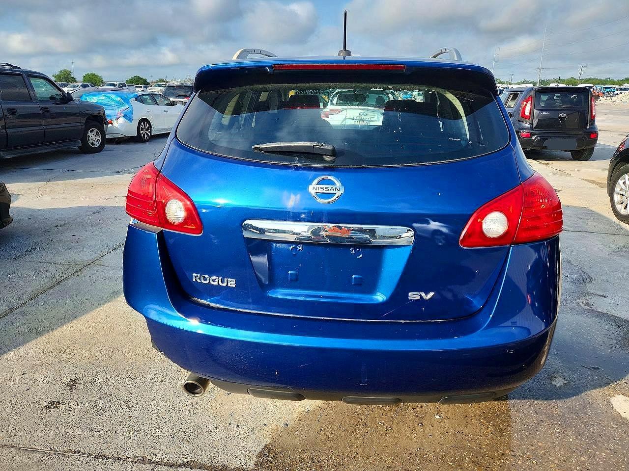 2011 Nissan Rogue S - Фото 6