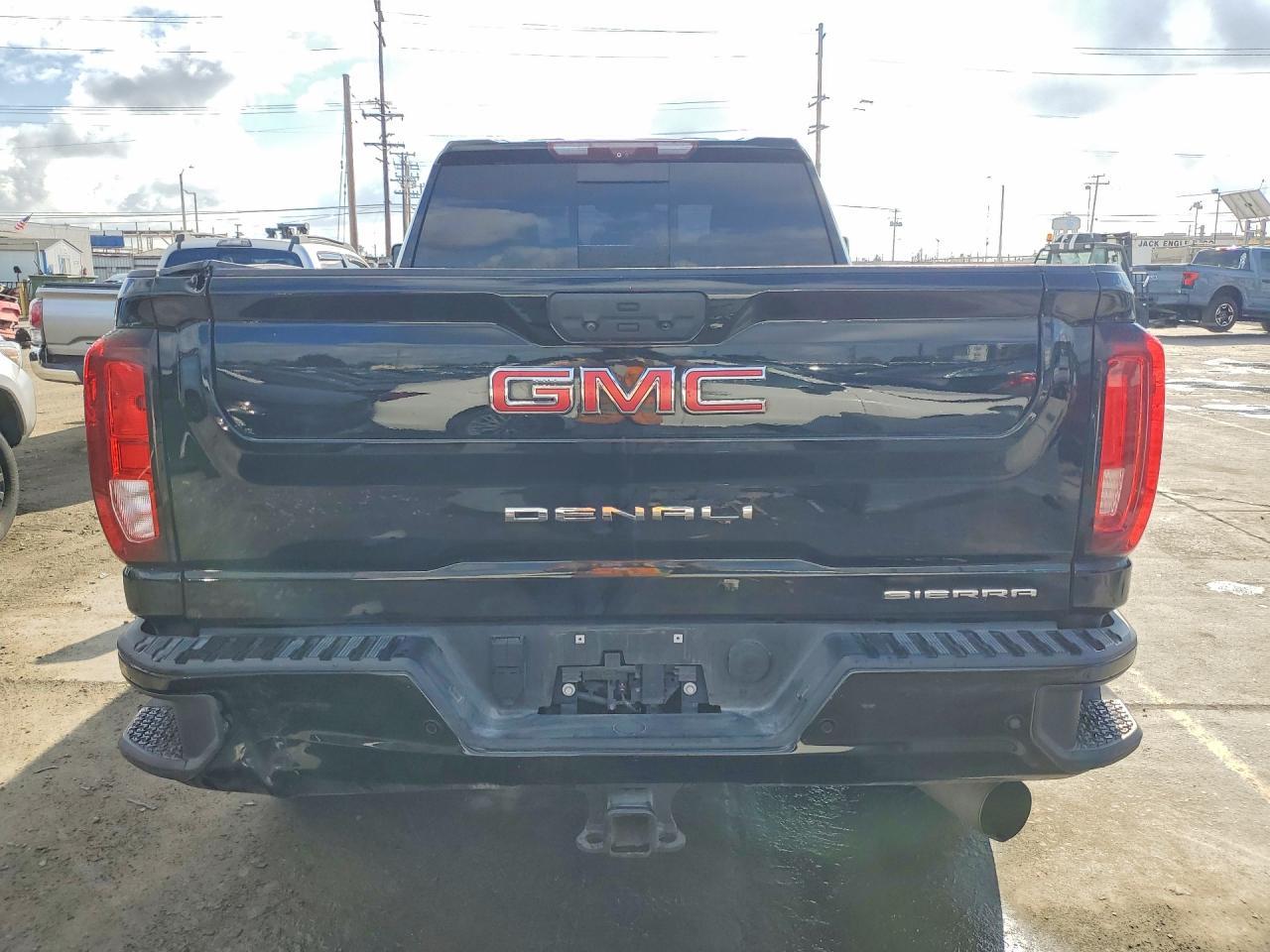 2022 GMC Sierra K3500 Denali - Image 6