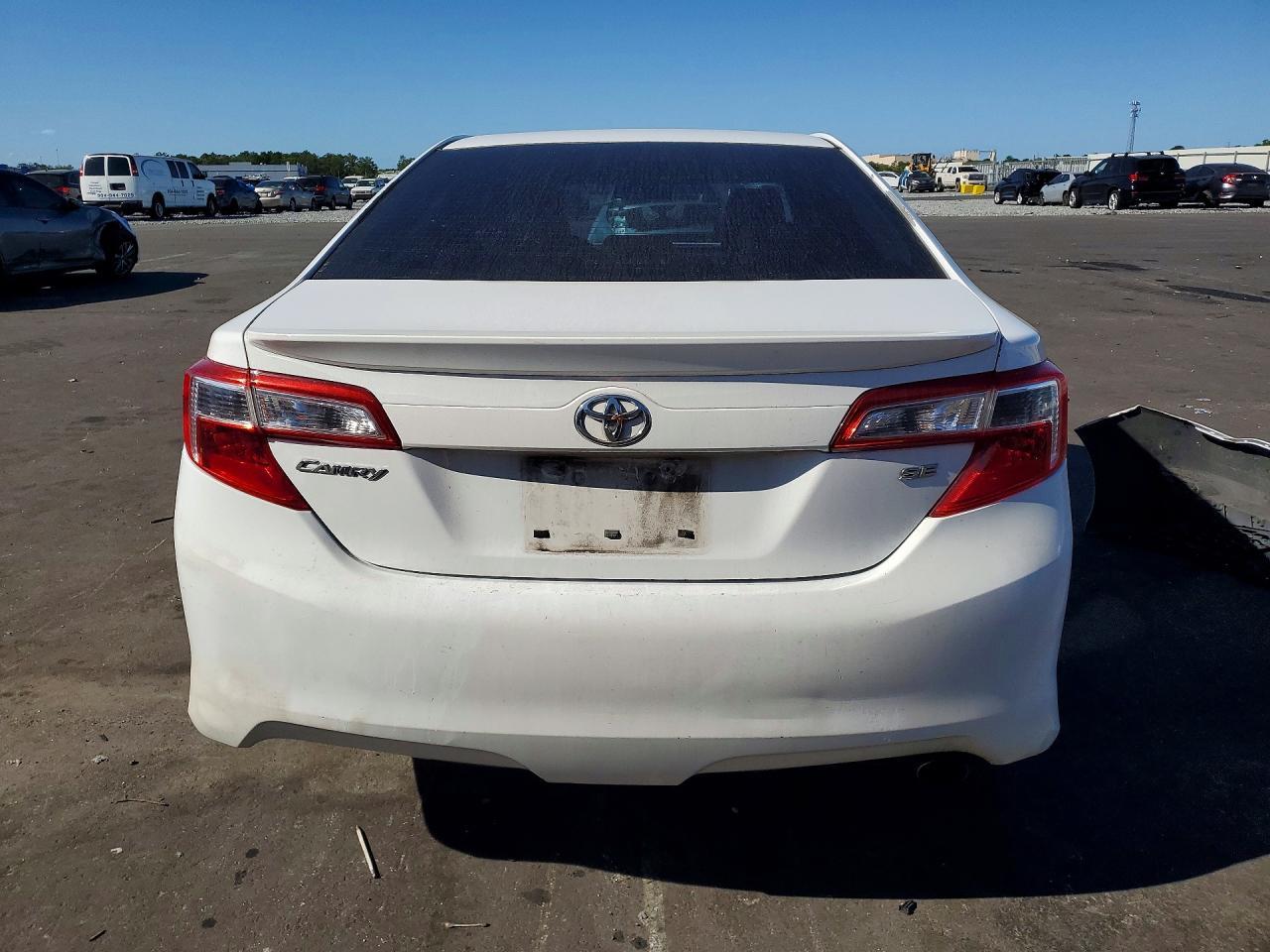2012 Toyota Camry Se - Фото 6