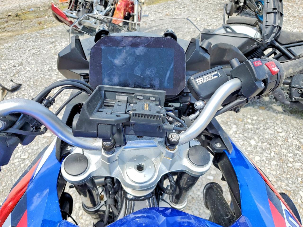 2024 BMW F800 Gs - Image 7