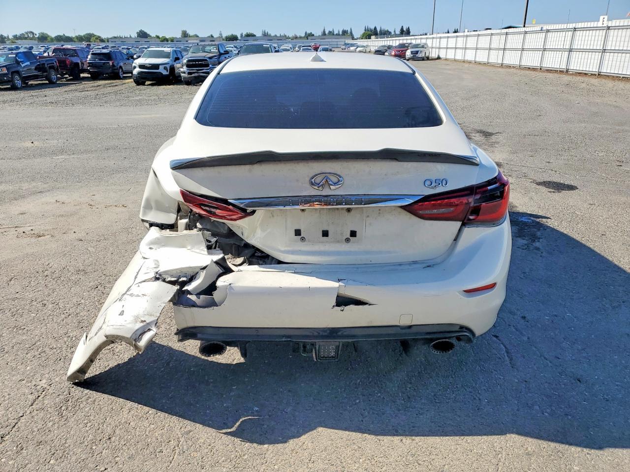 2017 Infiniti Q50 3.0T Premium - Фото 6