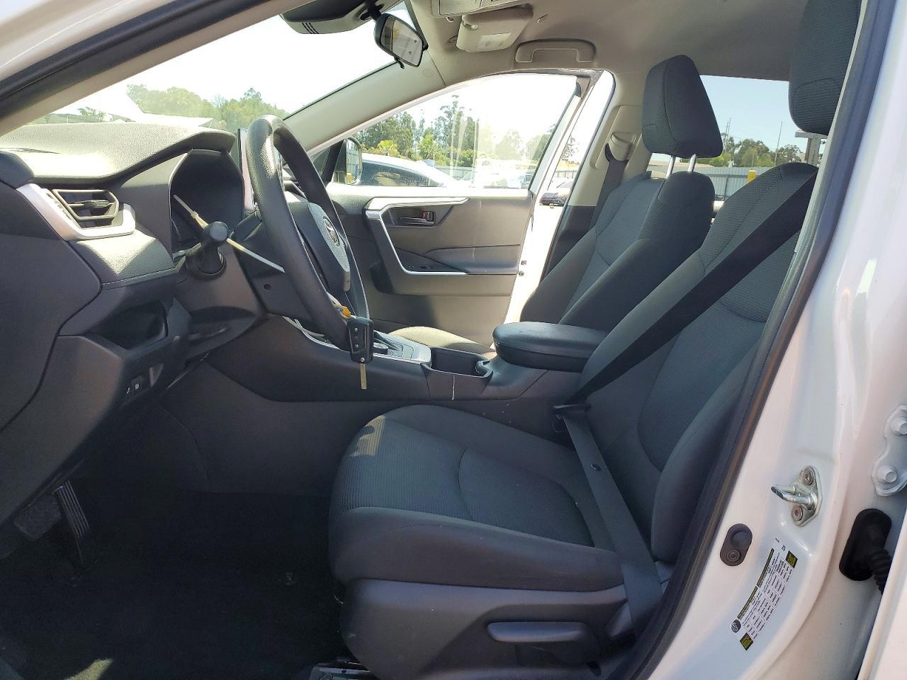2024 Toyota Rav4 Hybrid Le - Фото 7