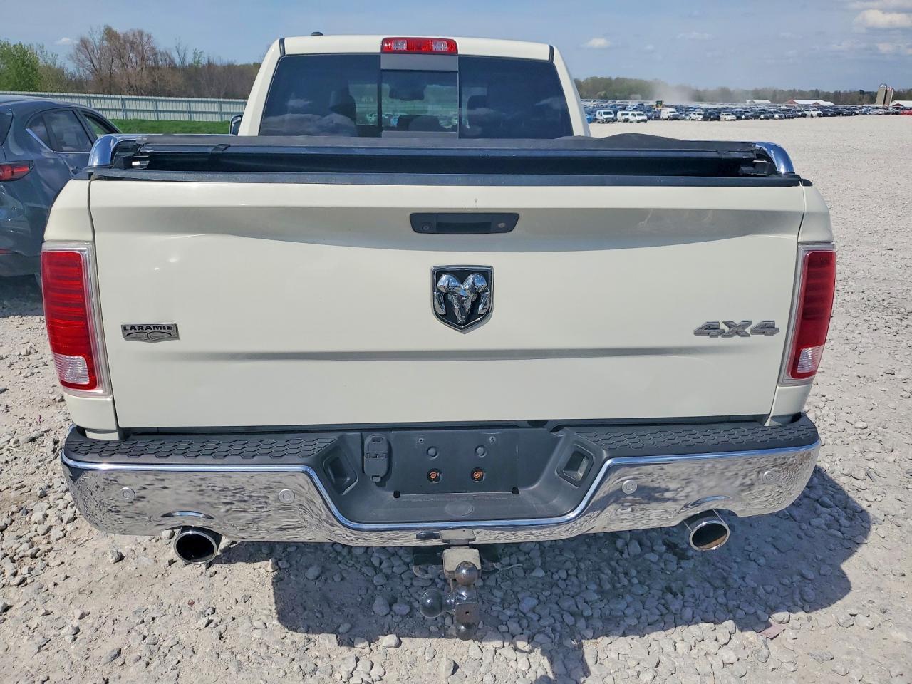 2017 Ram 1500 Laramie - Фото 6