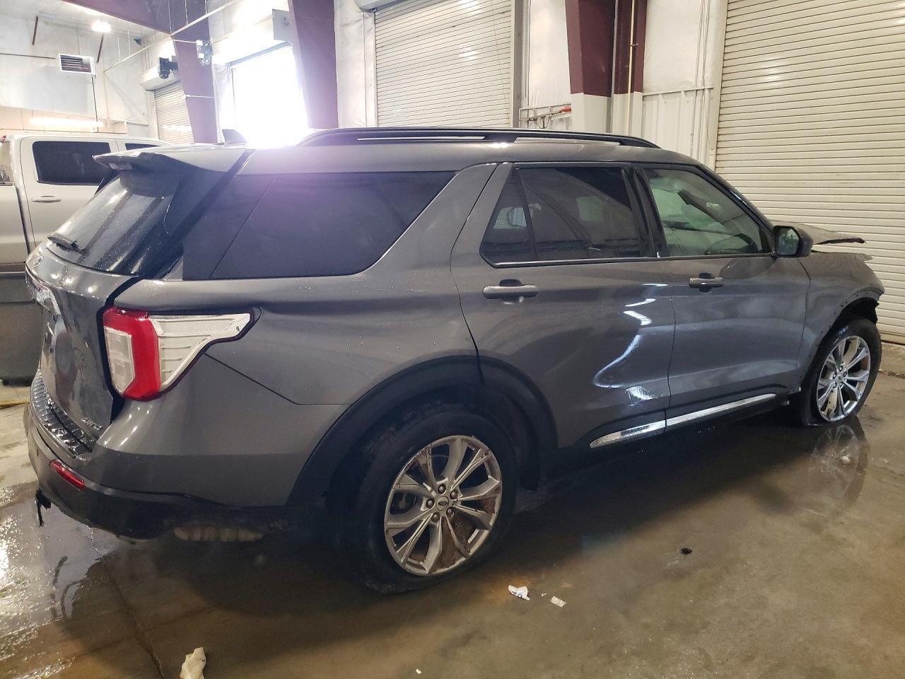 2021 Ford Explorer Xlt - Фото 3