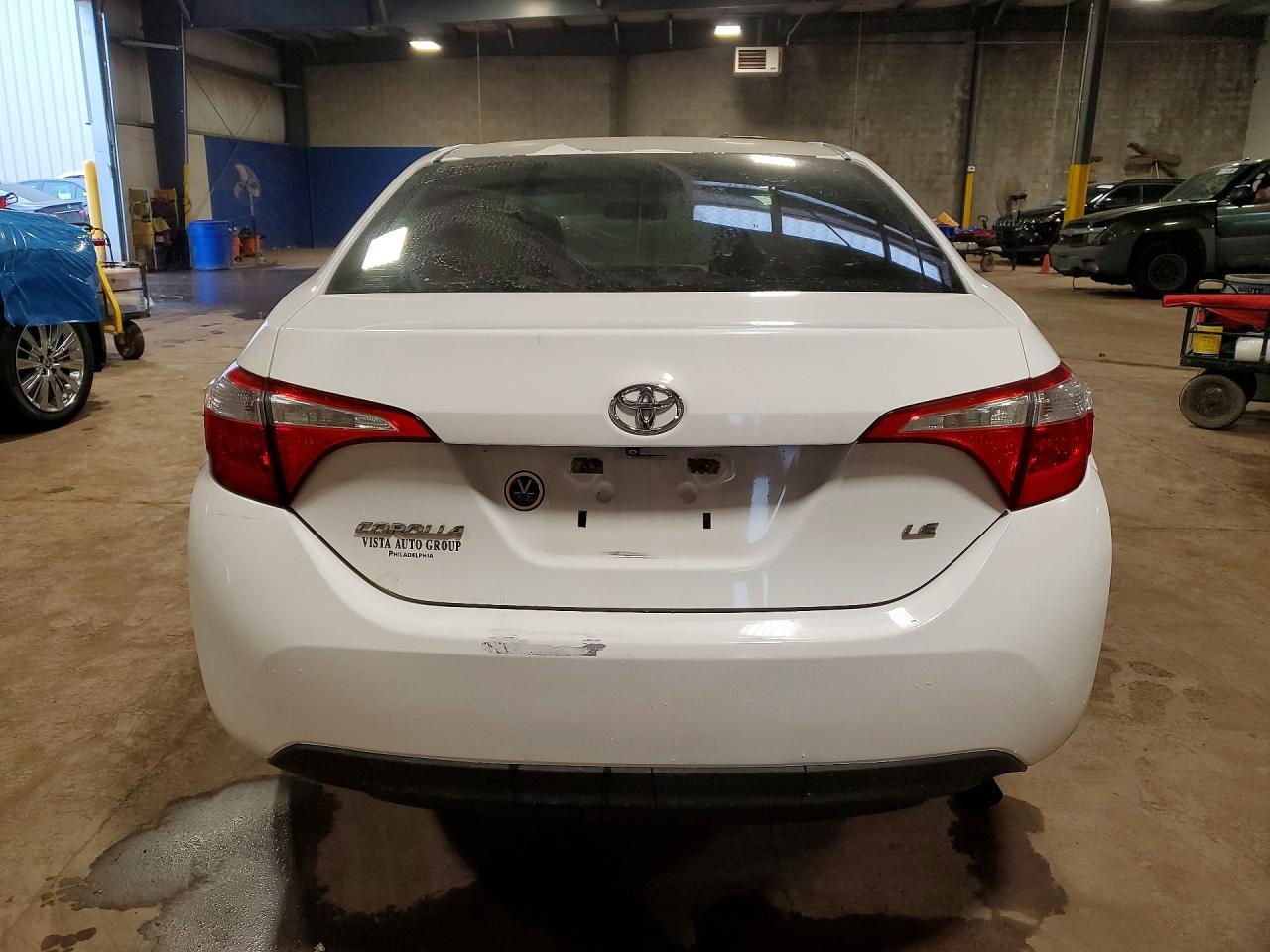2015 Toyota Corolla Le - Фото 6