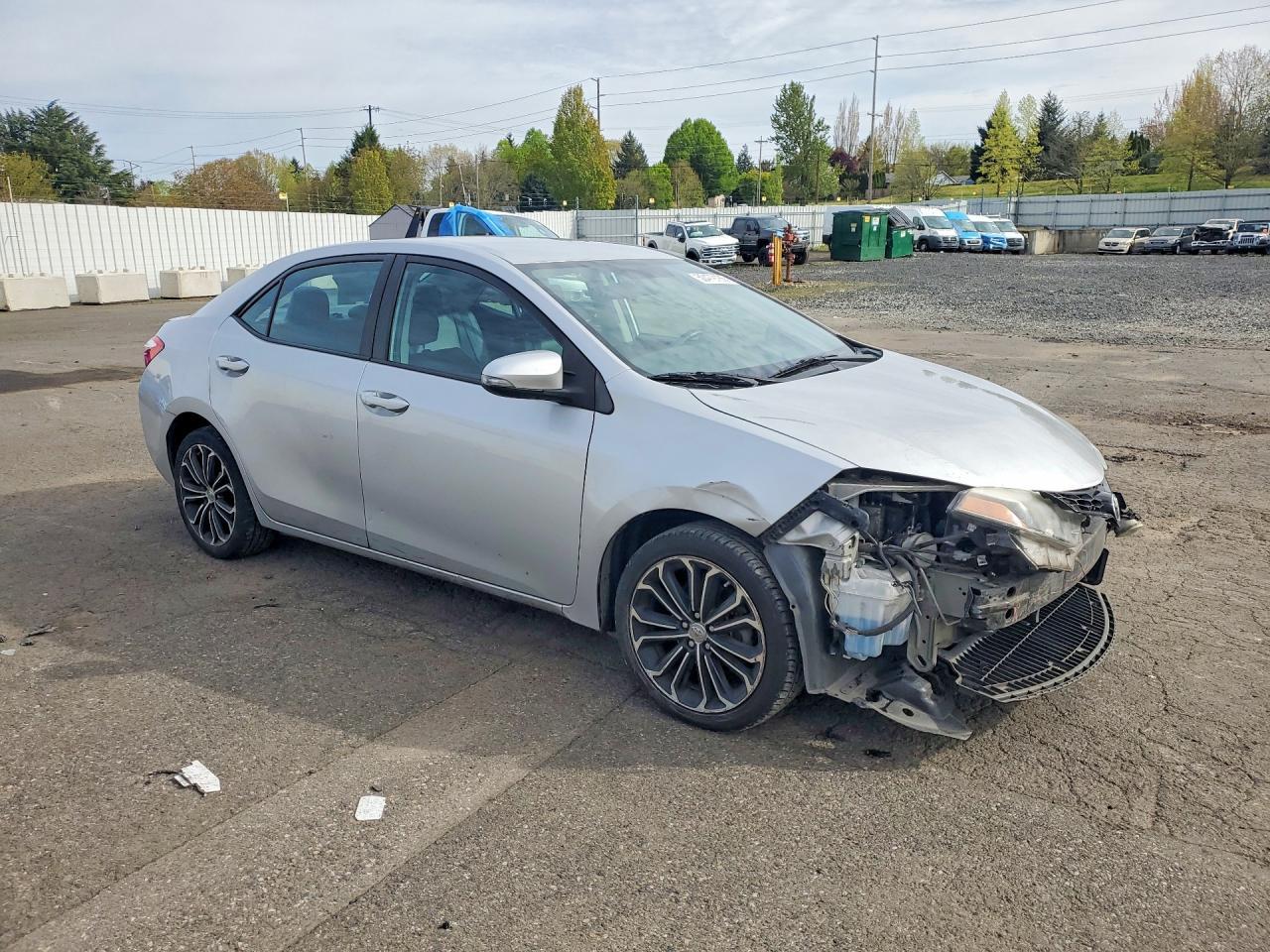 2015 Toyota Corolla S Plus - Фото 4