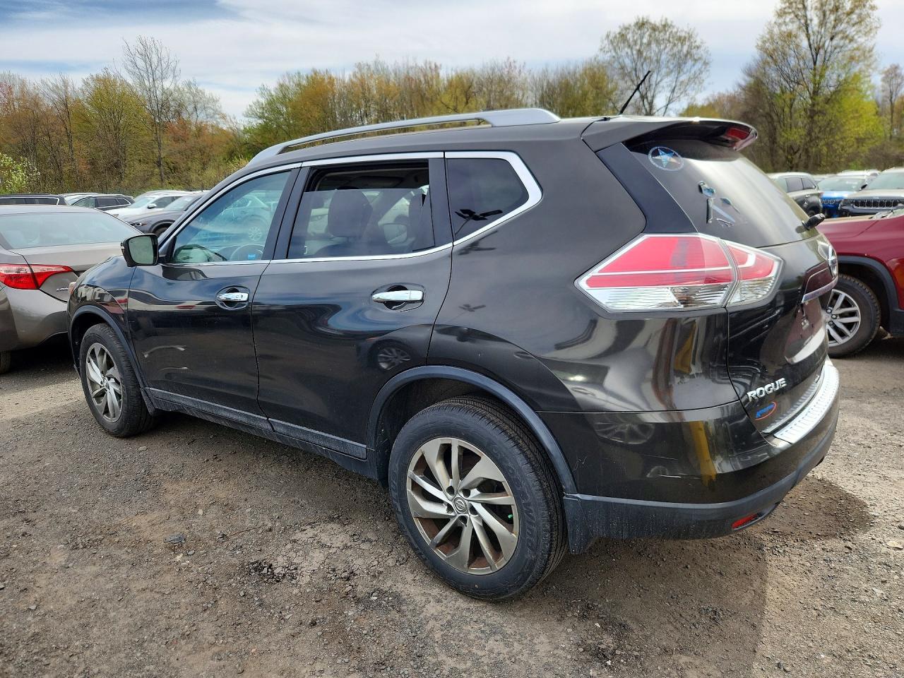 2015 Nissan Rogue Sl - Image 2