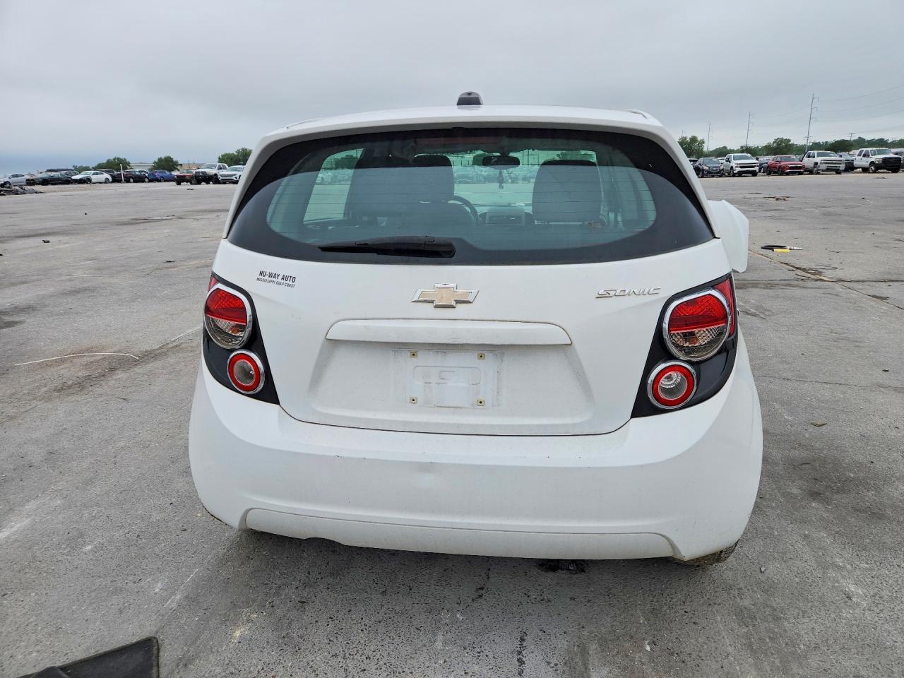 2016 Chevrolet Sonic Ls - Фото 6
