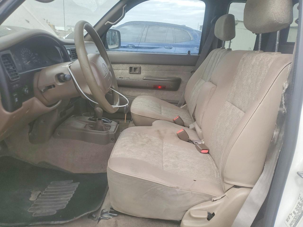 2000 Toyota Tacoma Xtracab - Фото 7