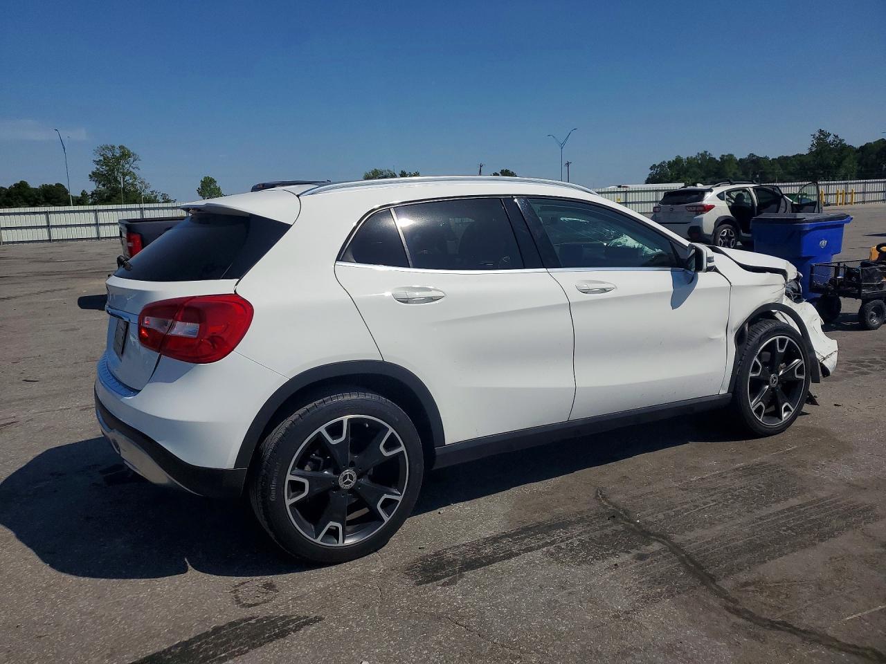 2019 Mercedes-Benz Gla 250 - Image 3