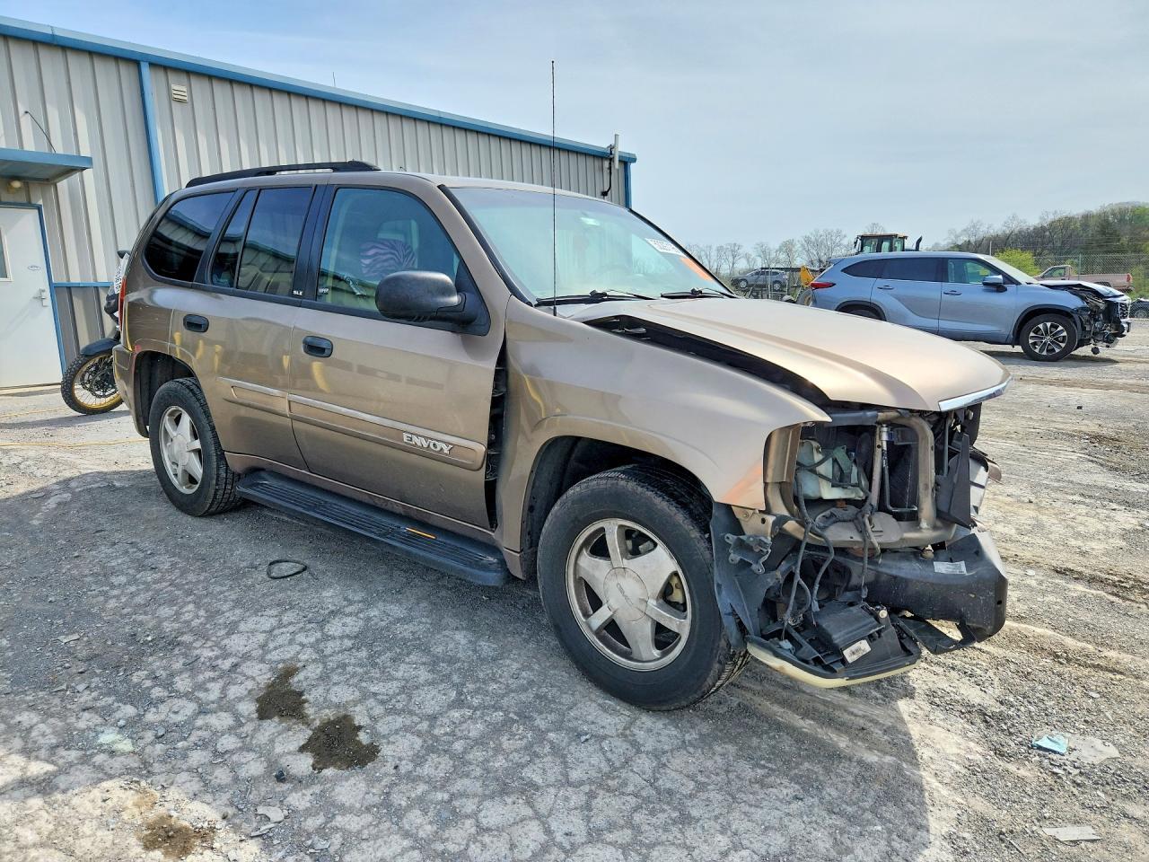 2003 GMC Envoy - Фото 4