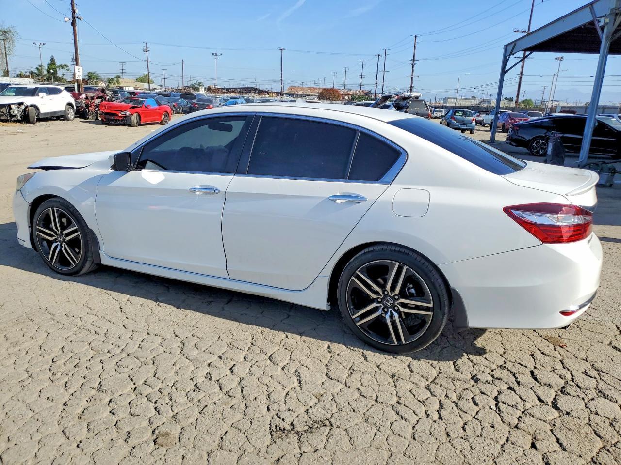 2017 Honda Accord Sport - Фото 2