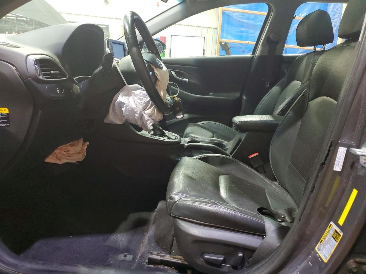 2019 Hyundai Elantra Gt Base - Фото 7