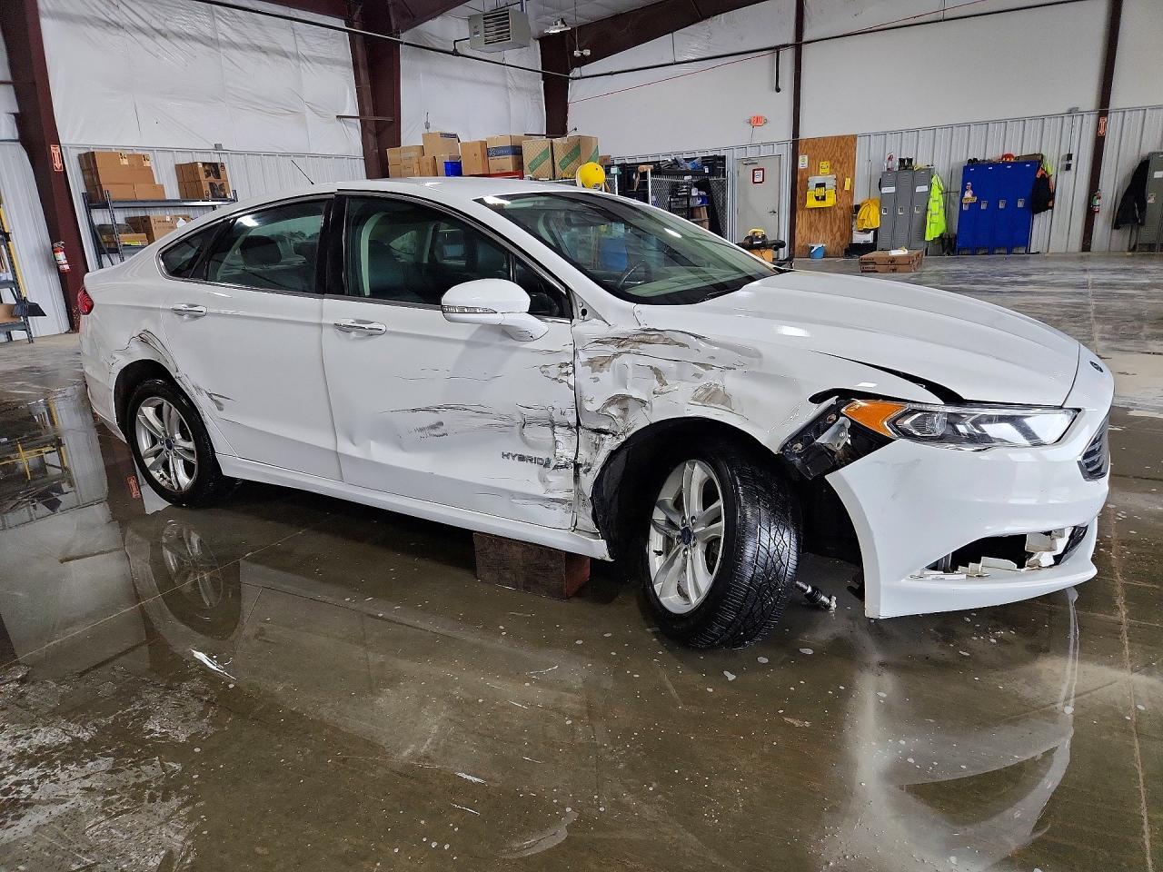 2018 Ford Fusion Se Hybrid - Image 4