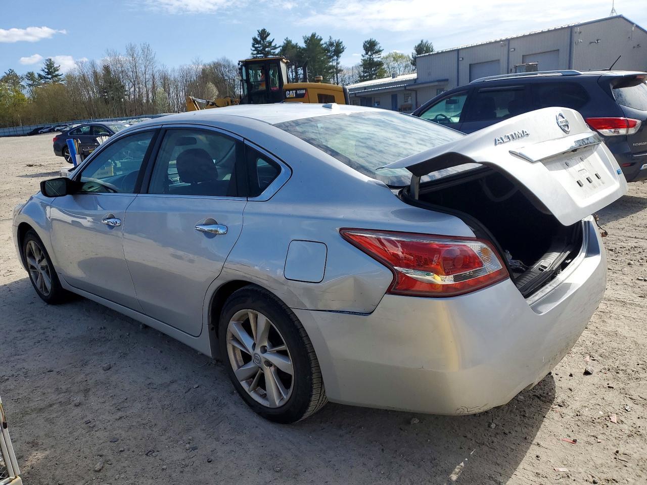 2013 Nissan Altima 2.5 - Фото 2