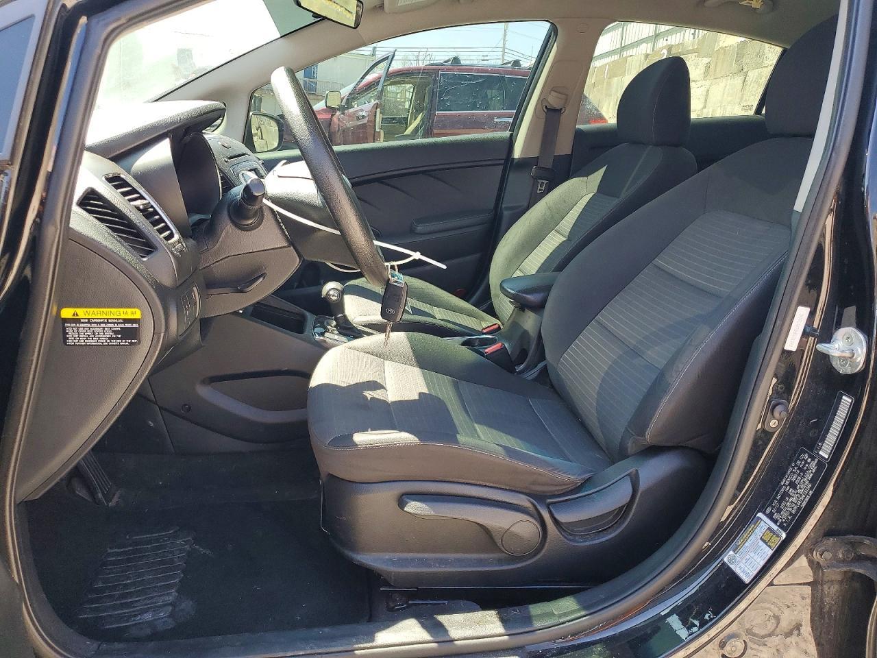 2017 Kia Forte Lx - Image 7