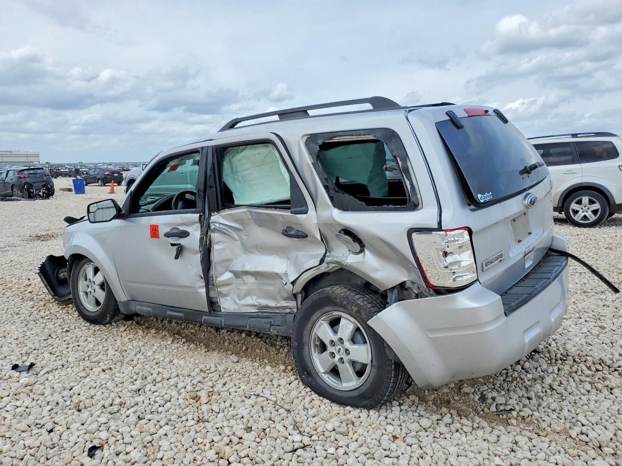 2012 Ford Escape Xlt - Фото 2