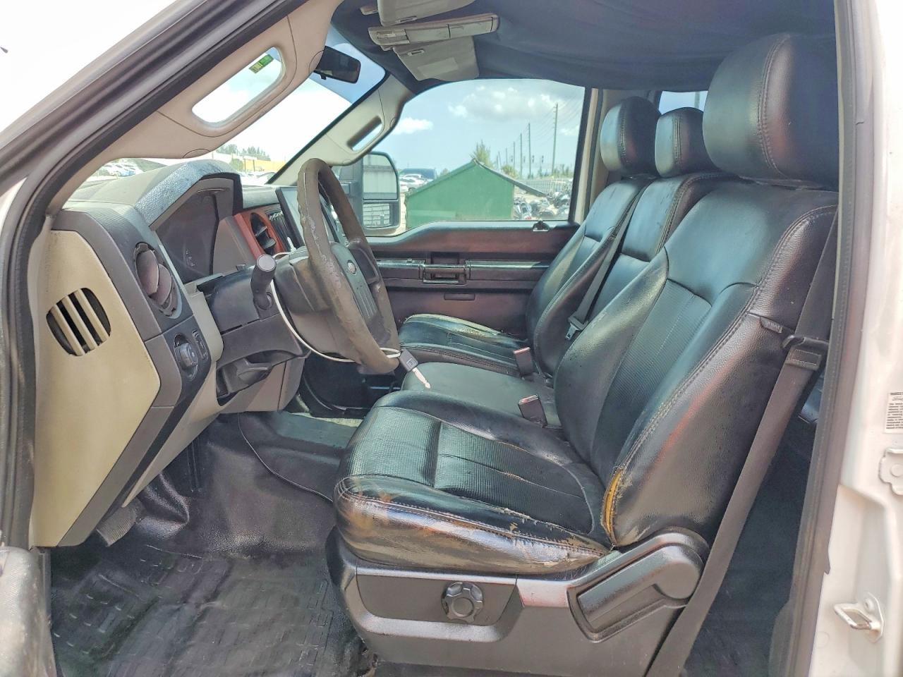 2012 Ford F350 Super Duty - Фото 7