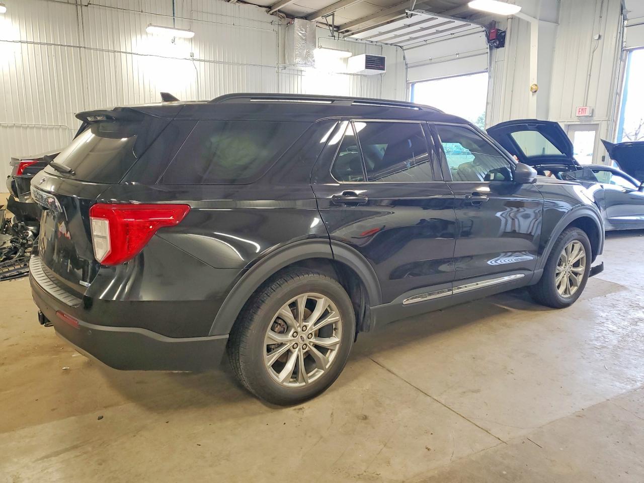 2020 Ford Explorer Xlt - Image 3
