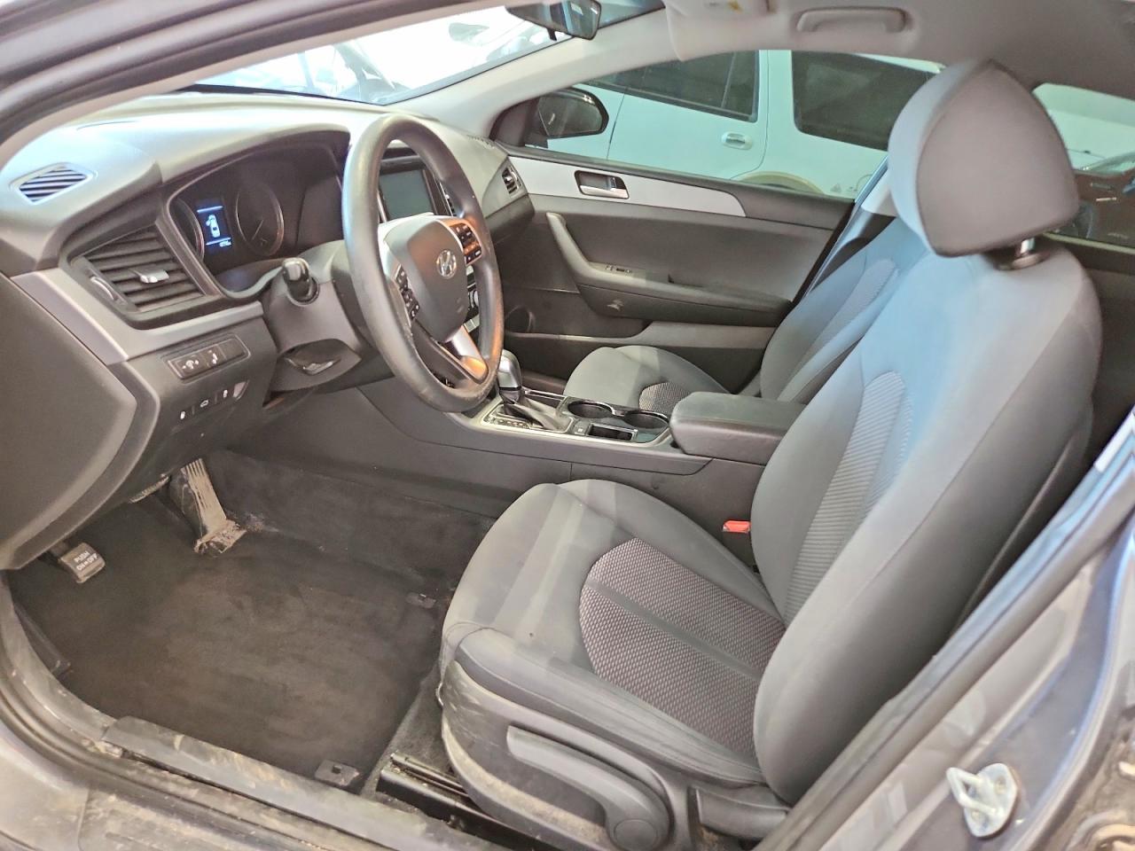 2019 Hyundai Sonata Se - Image 7