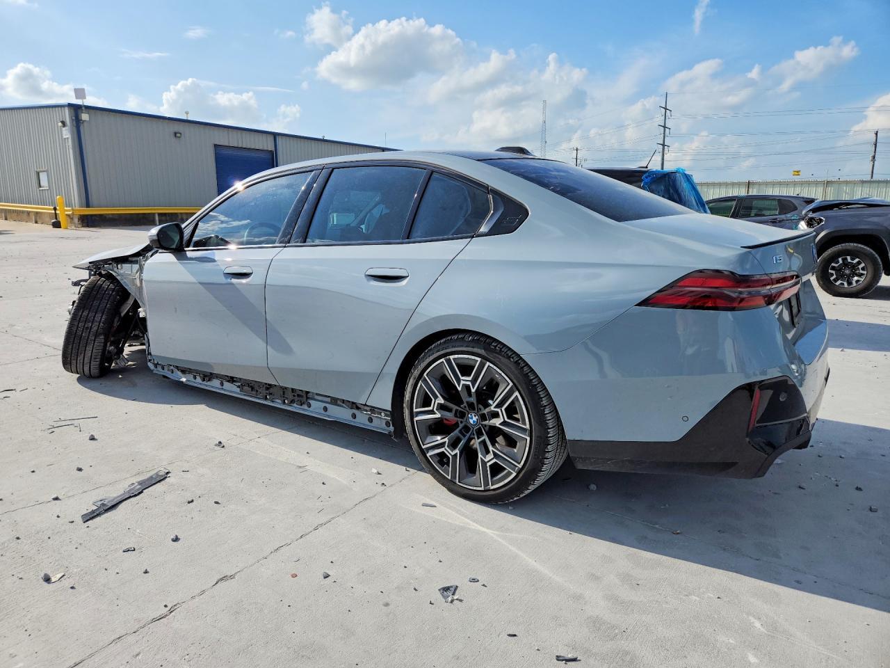 2025 BMW I5 Edrive 40 - Фото 2
