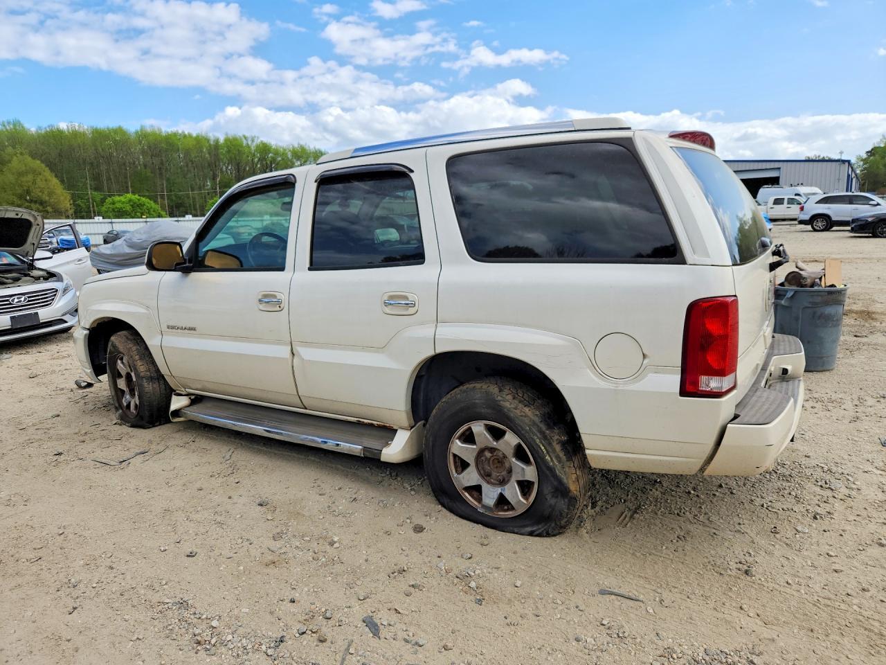 2005 Cadillac Escalade Luxury - Фото 2