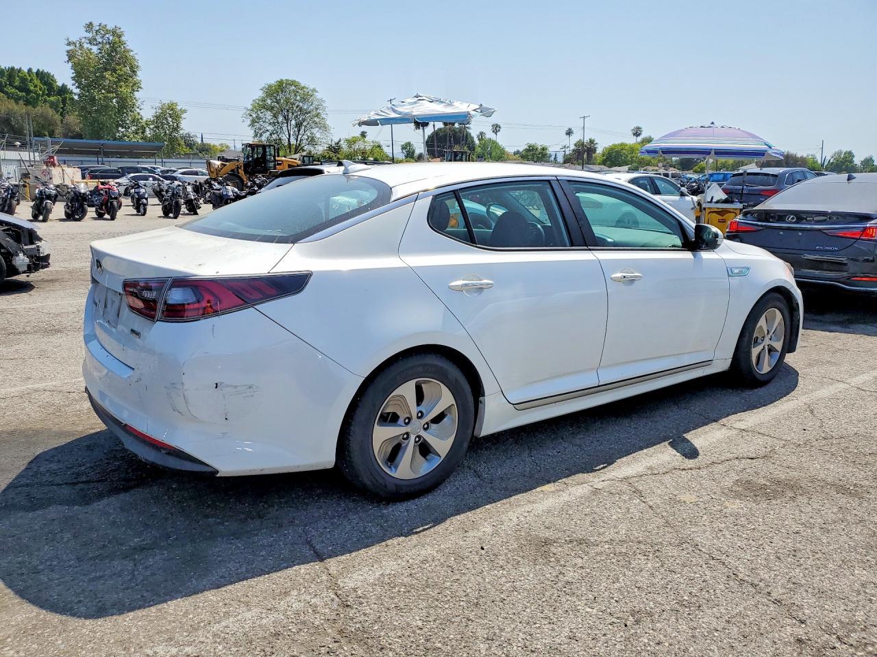 2016 Kia Optima Hybrid - Фото 3