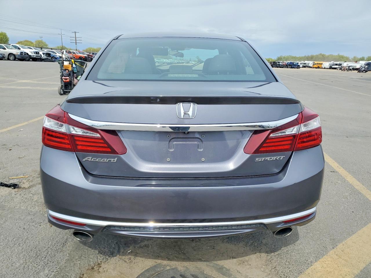 2017 Honda Accord - Фото 6