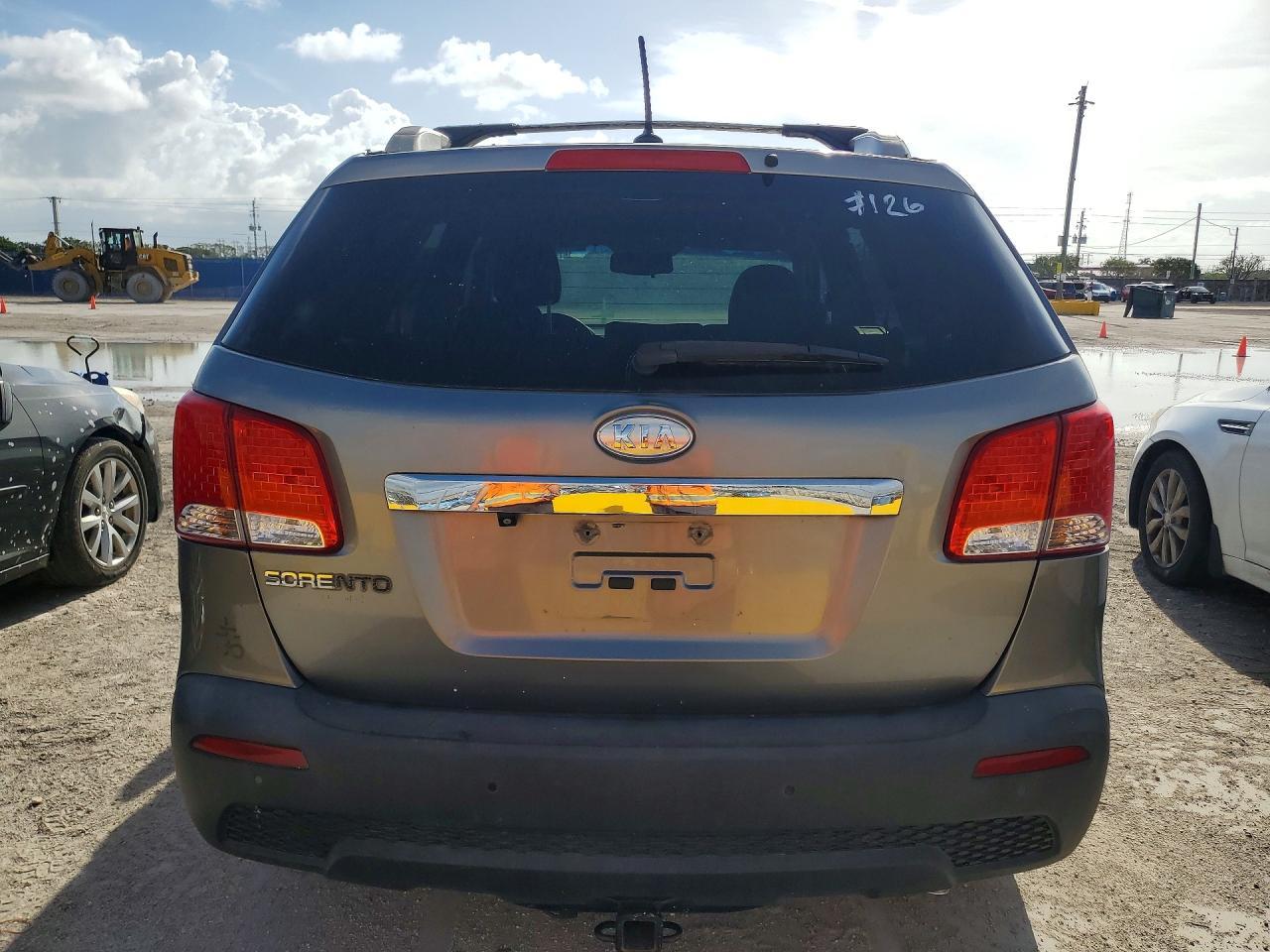 2012 Kia Sorento Lx - Фото 6