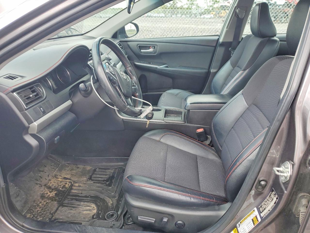2016 Toyota Camry Se - Фото 7