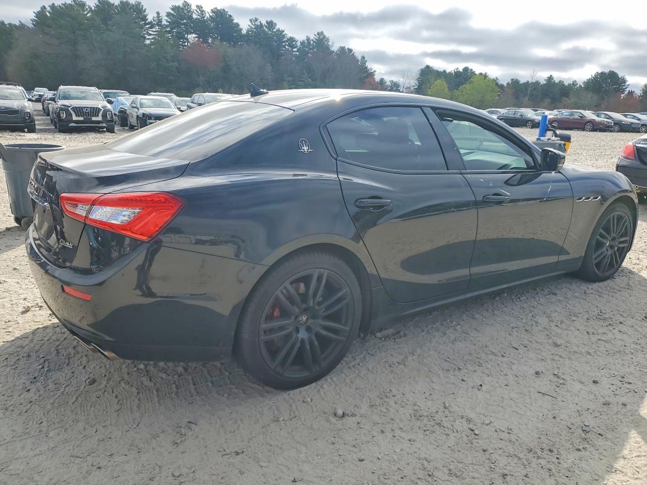 2017 Maserati Ghibli S - Image 3