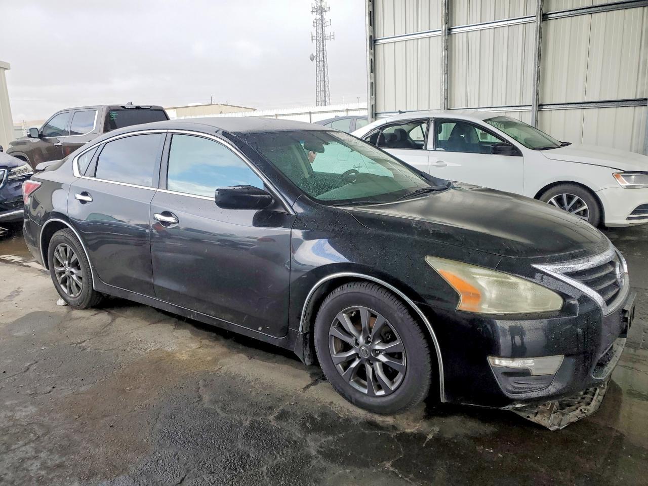 2015 Nissan Altima 2.5 S - Фото 4