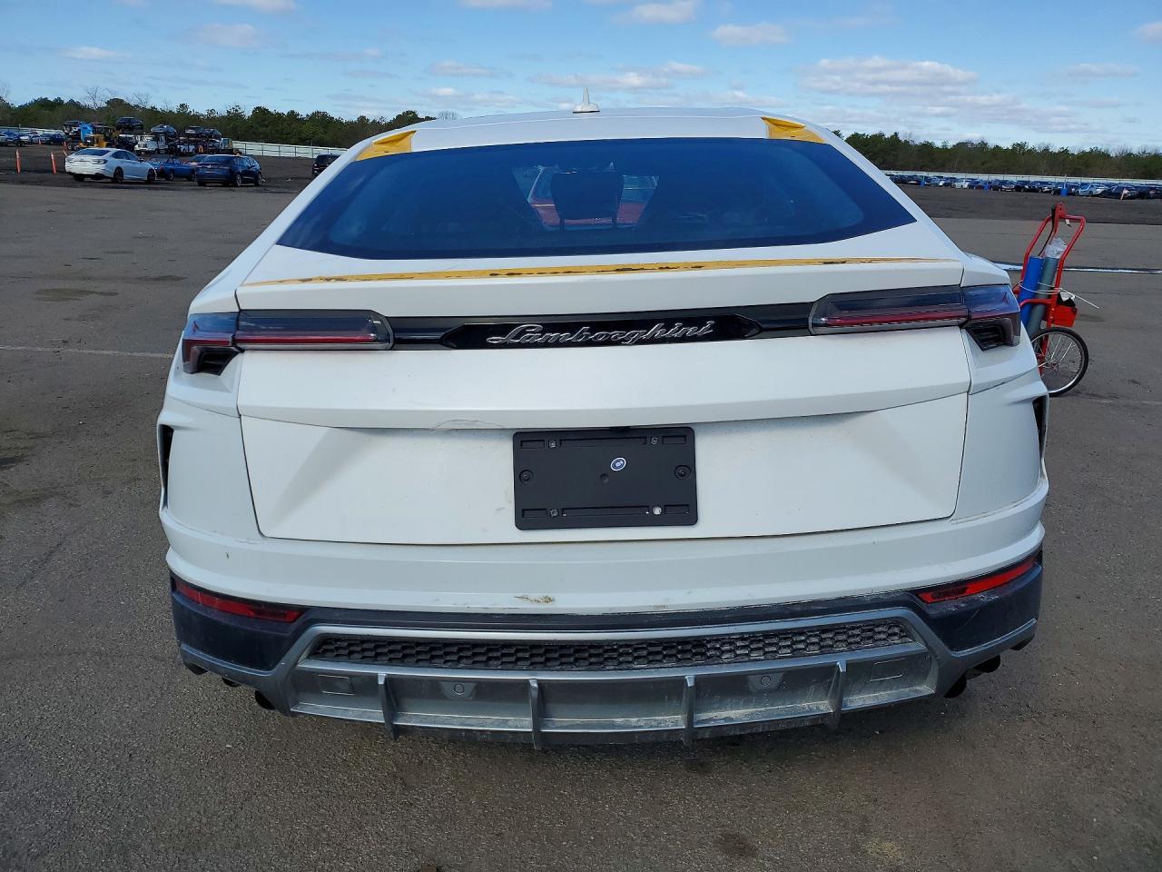 2024 Lamborghini Urus Performante - Фото 6