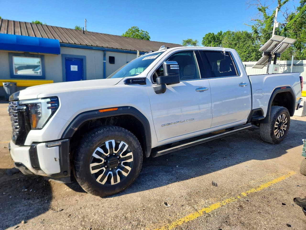 2025 GMC Sierra K2500 Denali Ultimate