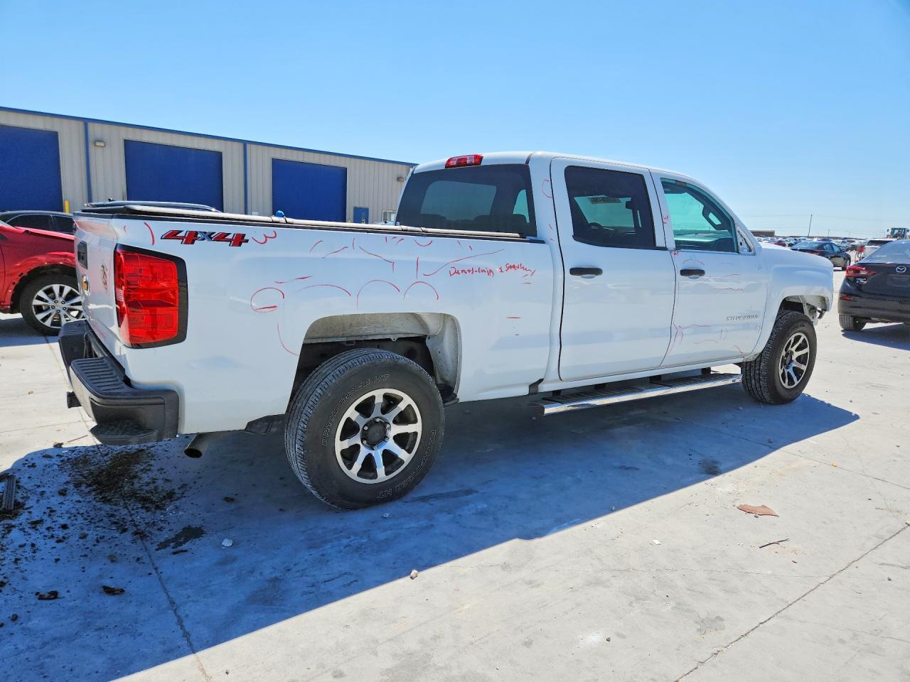 2018 Chevrolet Silverado K1500 - Image 3