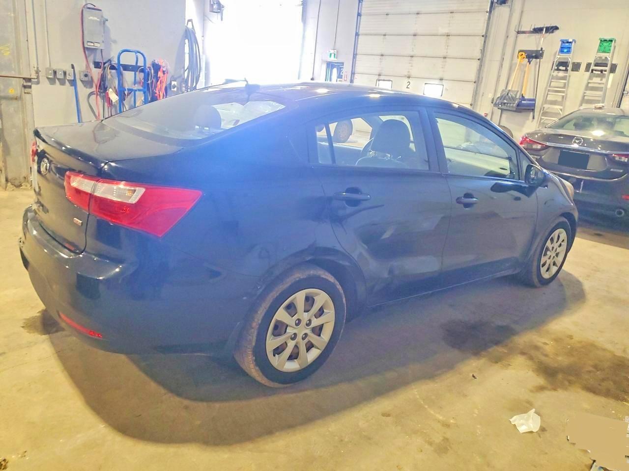 2015 Kia Rio Lx 4Dr - Фото 3