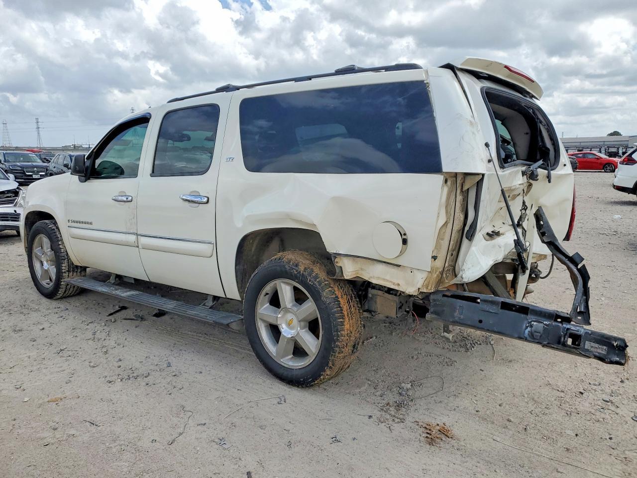 2008 Chevrolet Suburban C1500 Ls - Фото 2