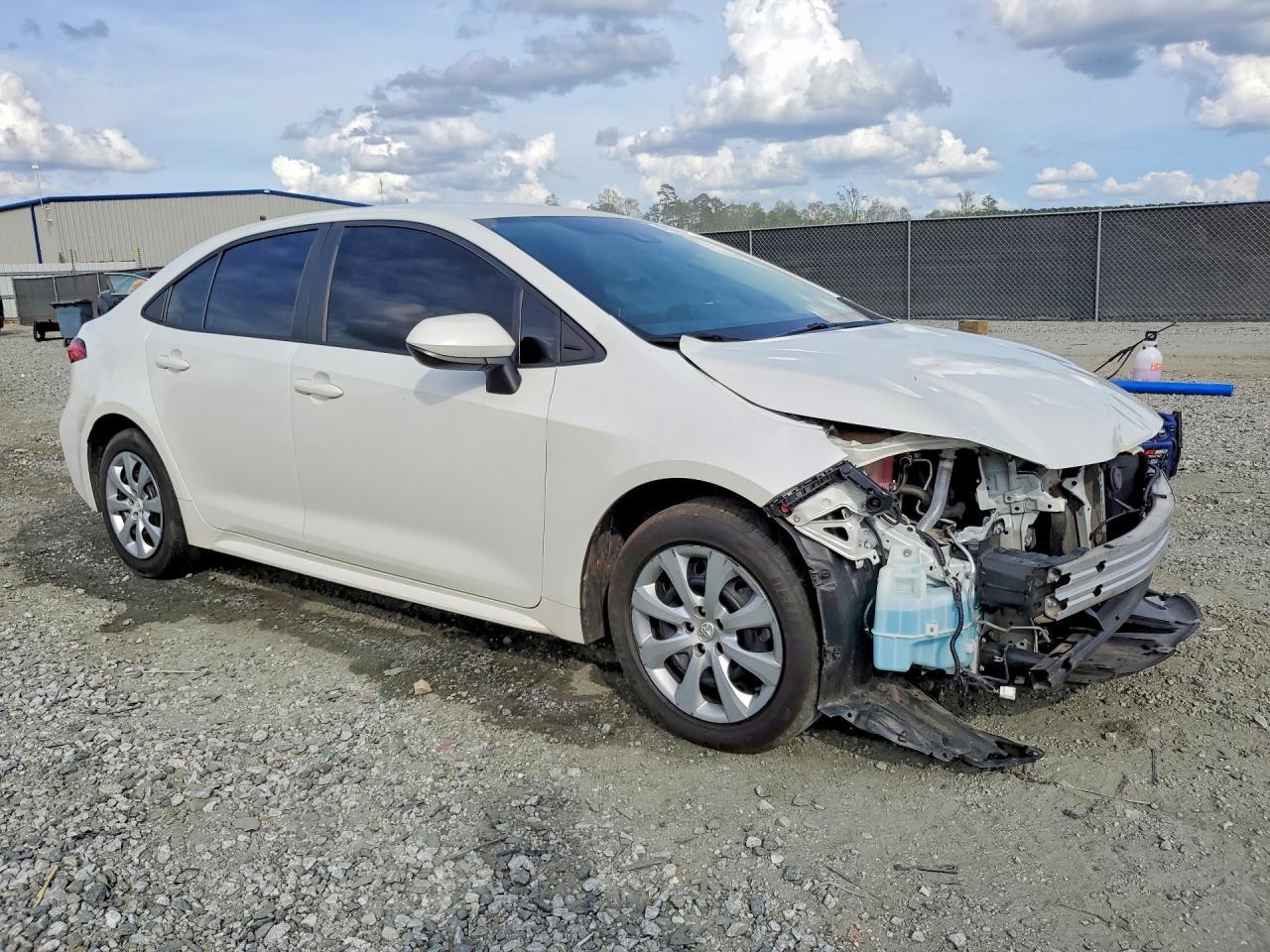 2020 Toyota Corolla Le - Image 4