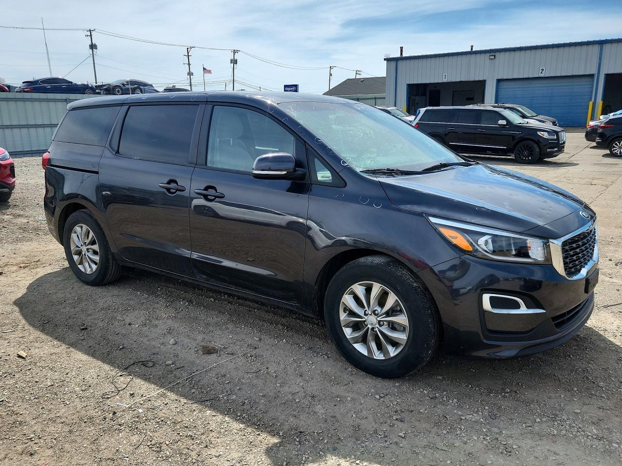 2021 Kia Sedona Lx - Image 4