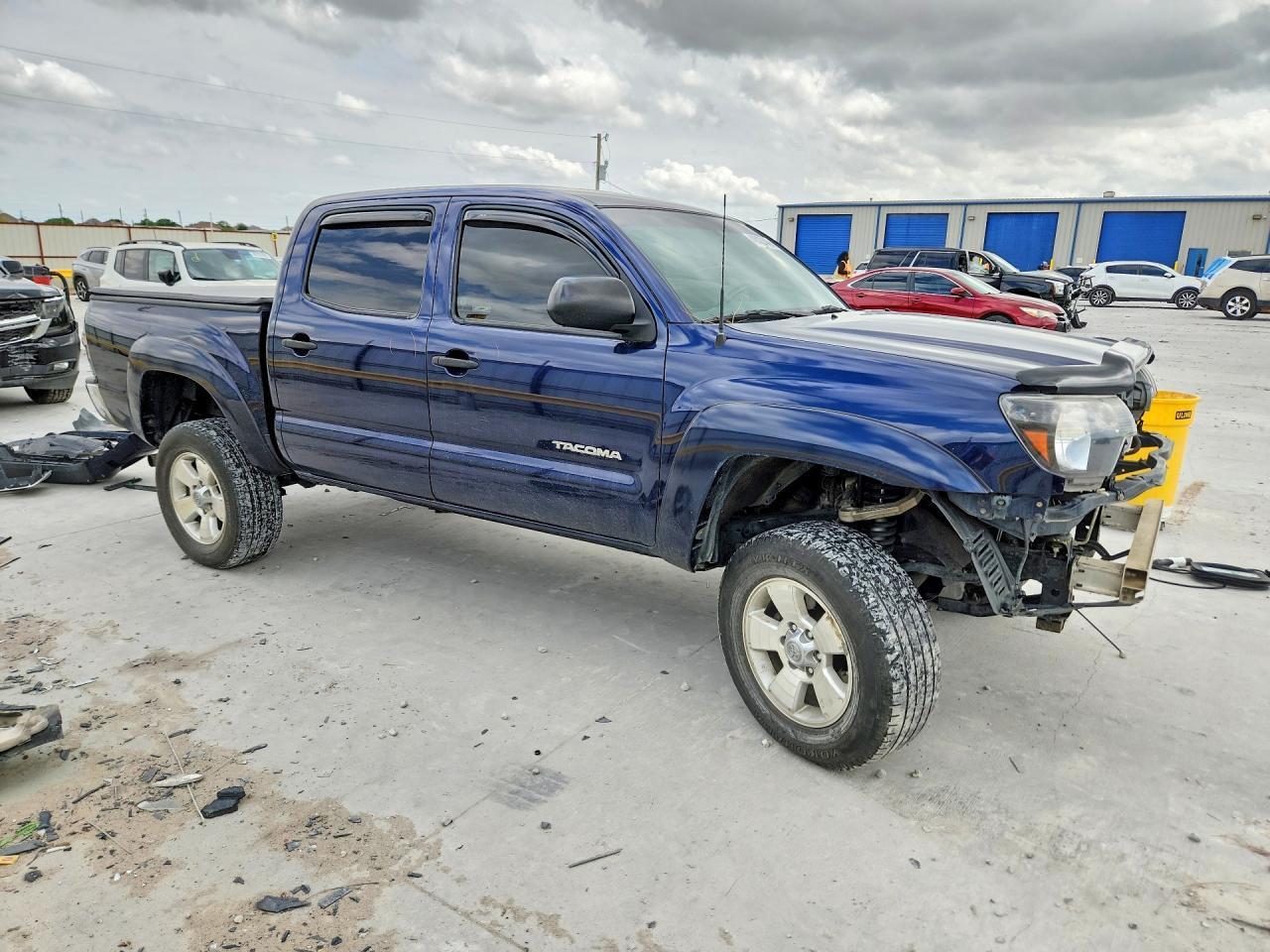 2013 Toyota Tacoma Prerunner V6 - Фото 4