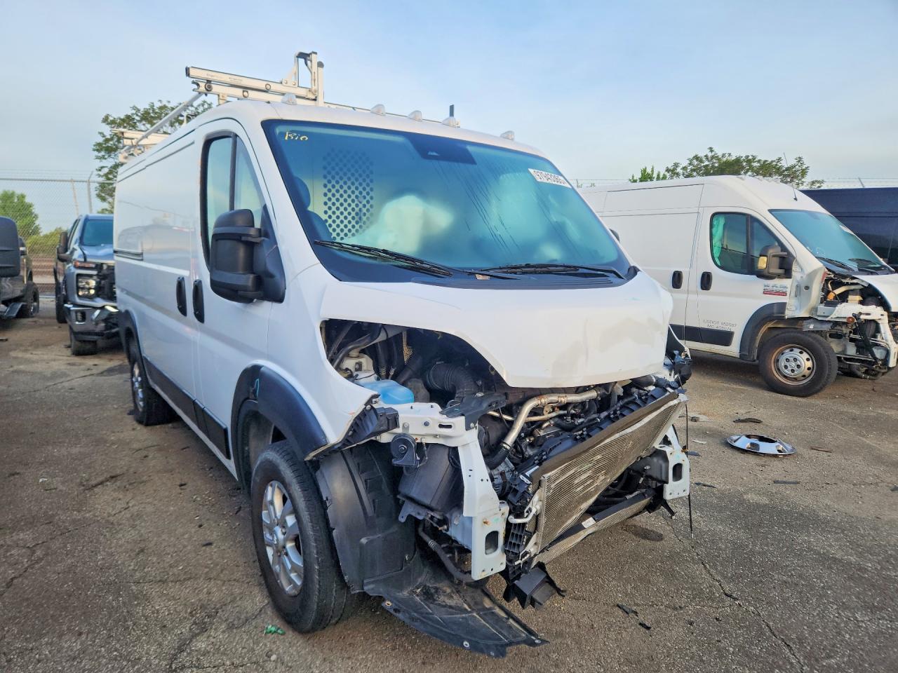 2023 Ram Promaster 2500 Delivery Van - Фото 4
