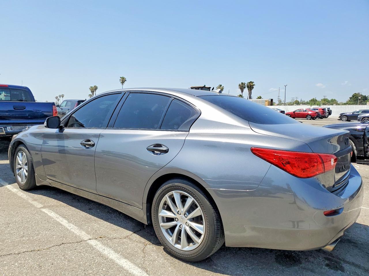 2017 Infiniti Q50 3.0T Premium - Image 2